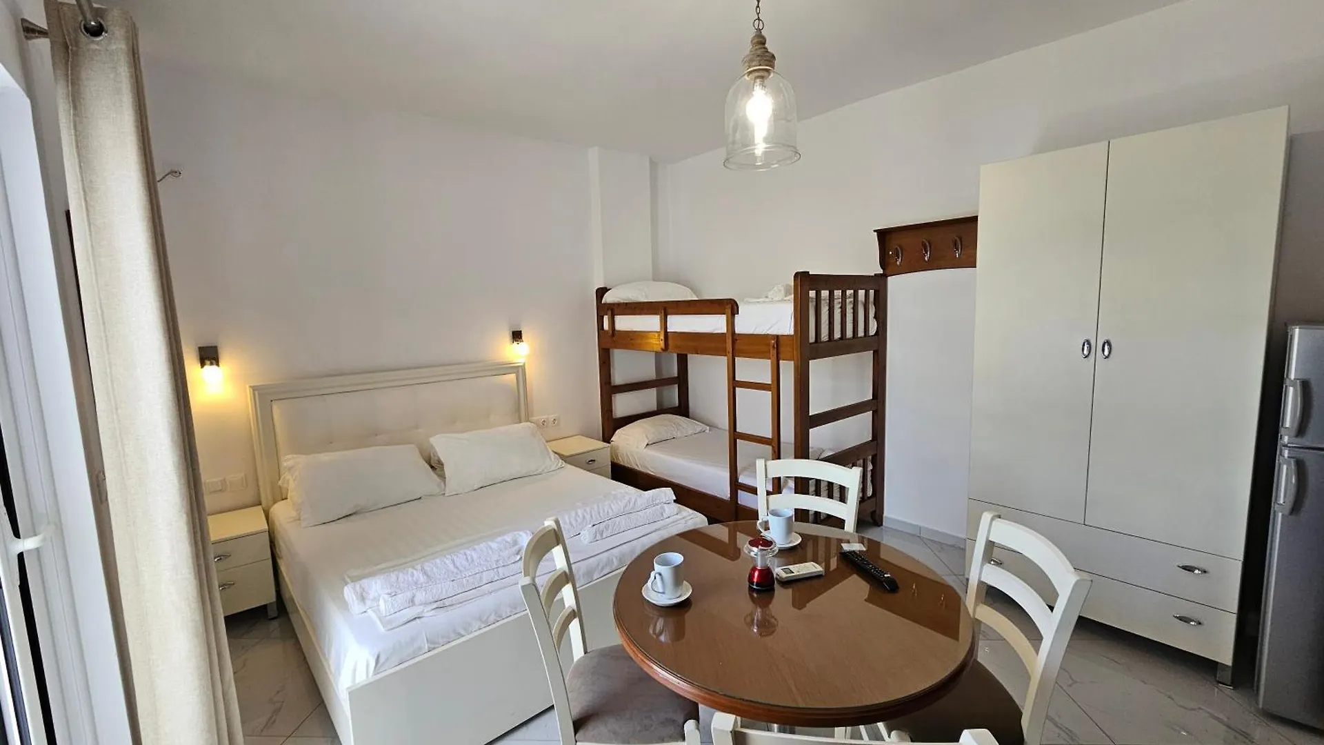 Villa A & A Εξαμίλιο Αλβανία